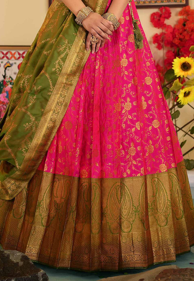 Rani Banarasi Pleating Lehenga