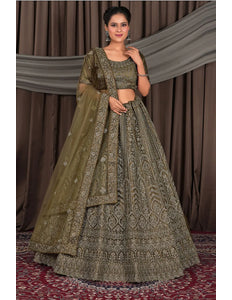 Mehendi Party Wear Chaniya Choli In Wedding