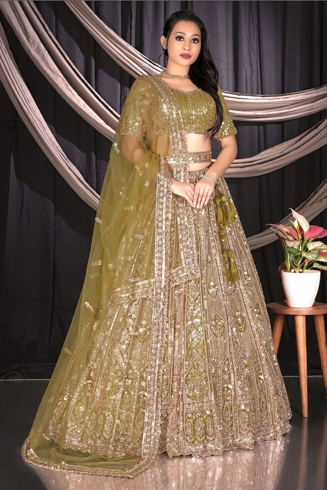 Mehendi Stylish Designer Chaniya Choli For Women