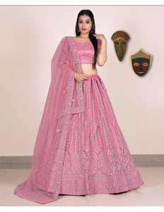 Woman wearing a pink traditional outfit