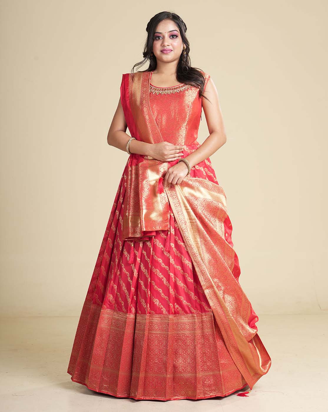 Buy Green Multicoloured Anarkali Gown Set with Banarasi Dupatta and Floral  Details