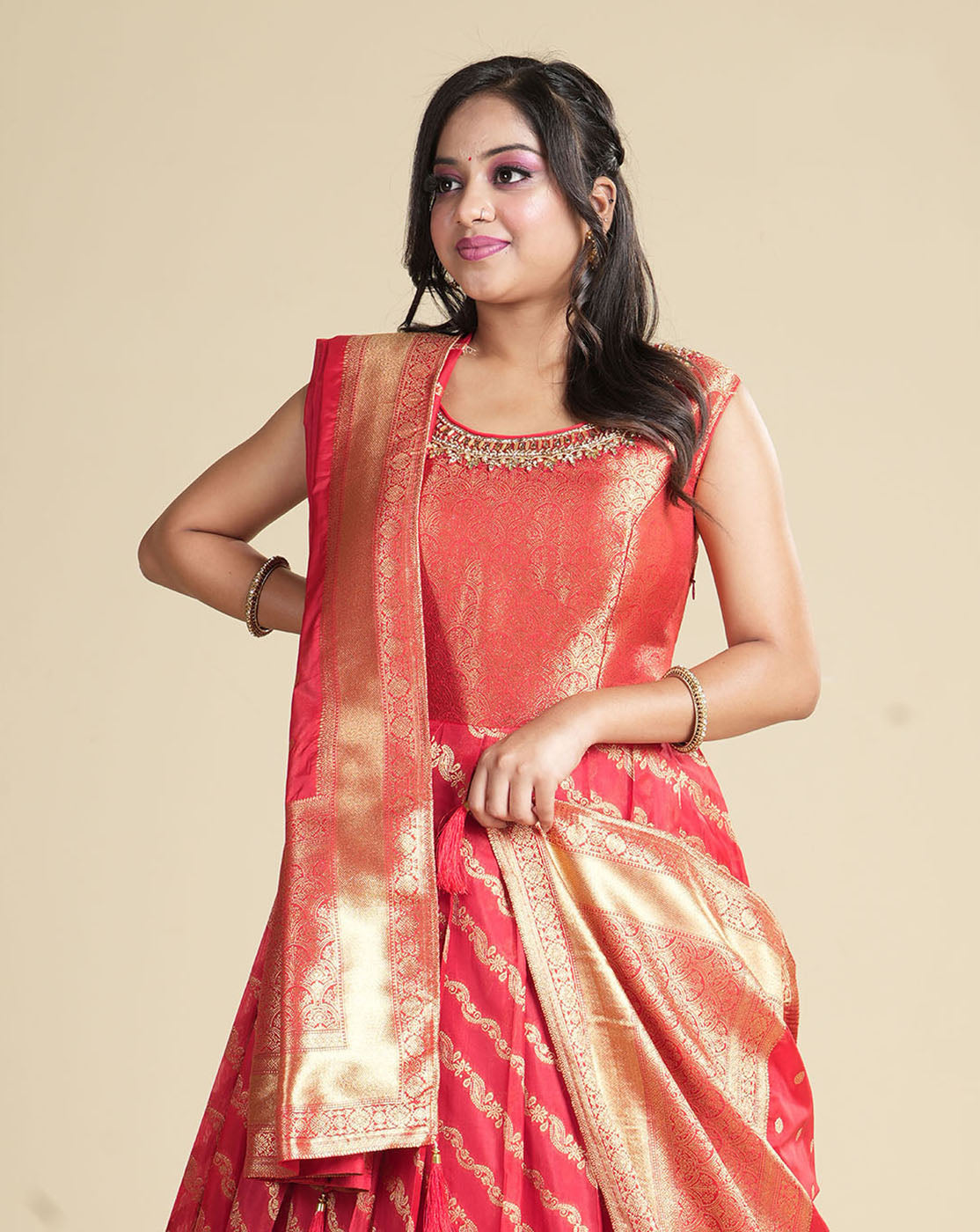 Full Sleeves Designer Silk Gown And Banarasi Dupatta at Rs 2299 in Surat