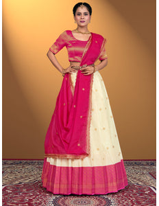 Woman wearing a pink and white traditional outfit